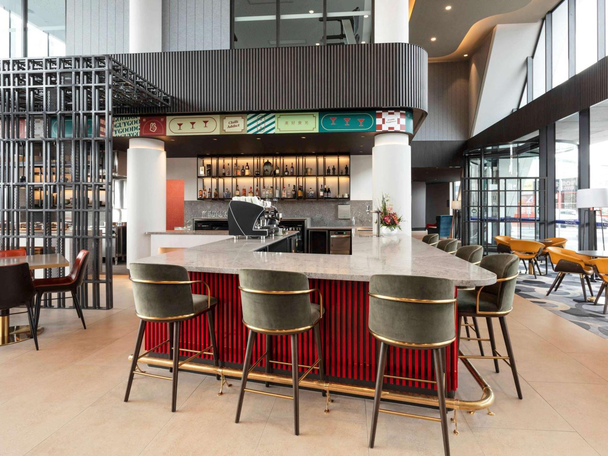 Novotel דבנפורט מראה חיצוני תמונה